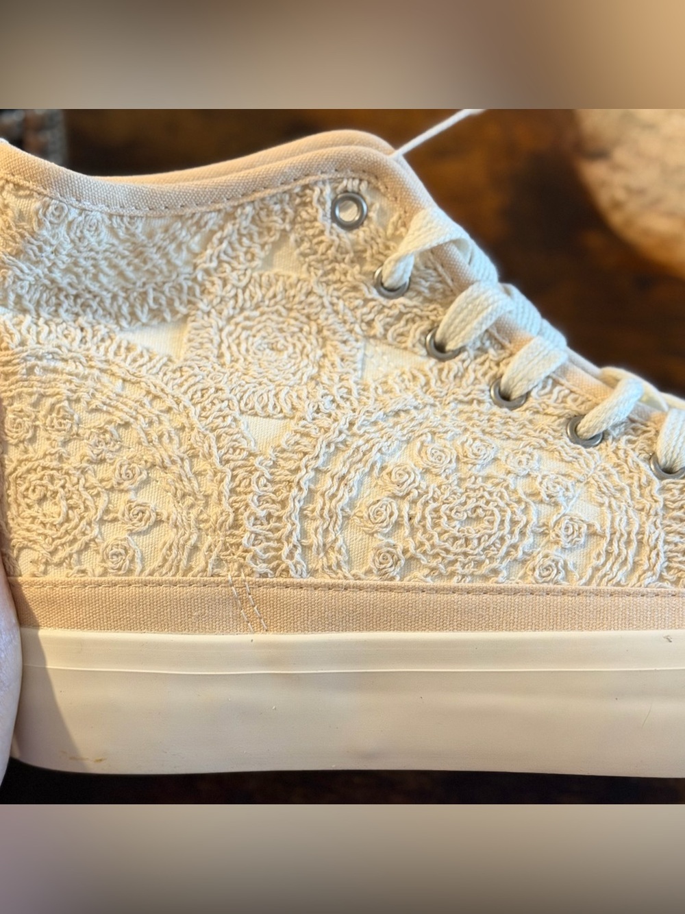 American Eagle Outfitters Cream Lace High-Top Sneakers - NWT